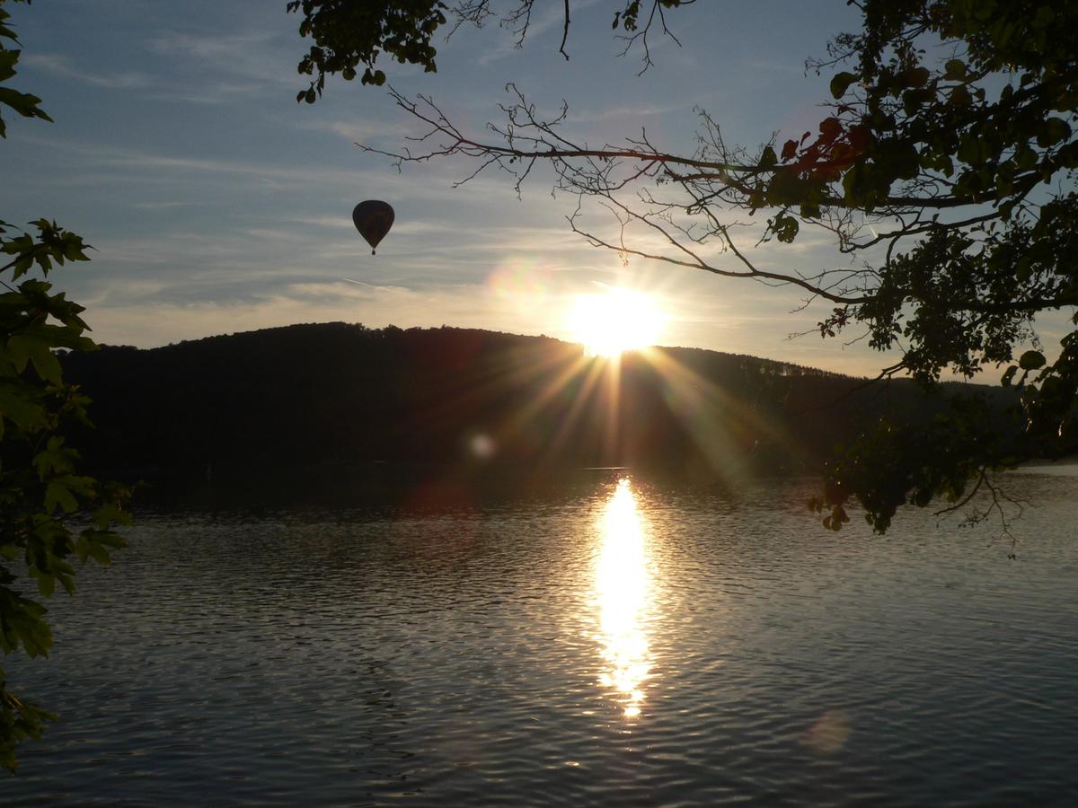 Sunset at Brno lake